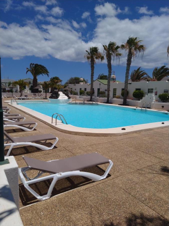 Apartment Duplex -The Sunny Hut - Swimming Pool - Free Wifi & Ac- Residence Las Marinas Puerto del Carmen  Esterno foto